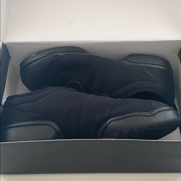 Capezio Canvas Dance Shoes - Picture 5 of 5